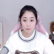 新人丶米莱海报