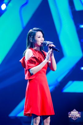 ♚核桃小酥休的图片