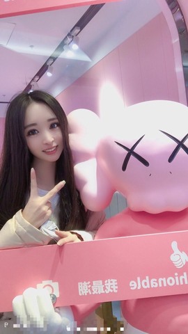 小玲宝🧸安静唱歌主播照片