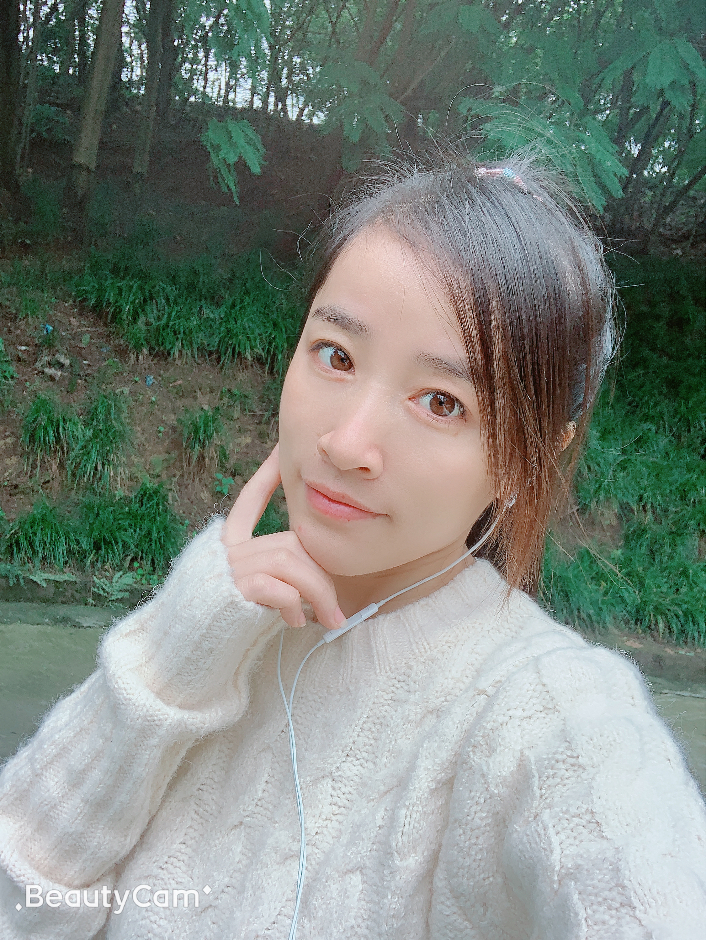 新月妹的主播照片