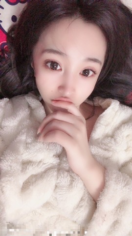 小玲宝🧸安静唱歌主播照片