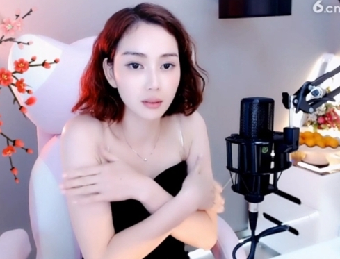 昵称！违规！的主播照片