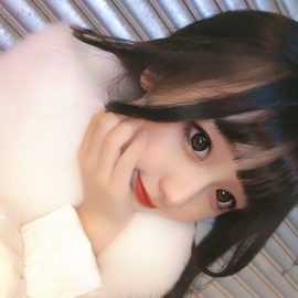 ✔爱真主播照片