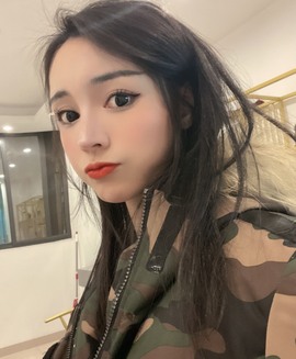 娜塔莎退主播照片