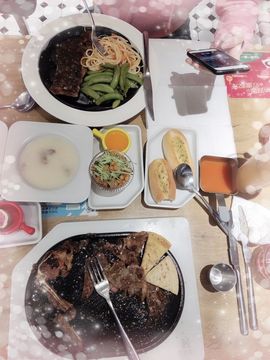 温暖宝宝停电了休主播照片