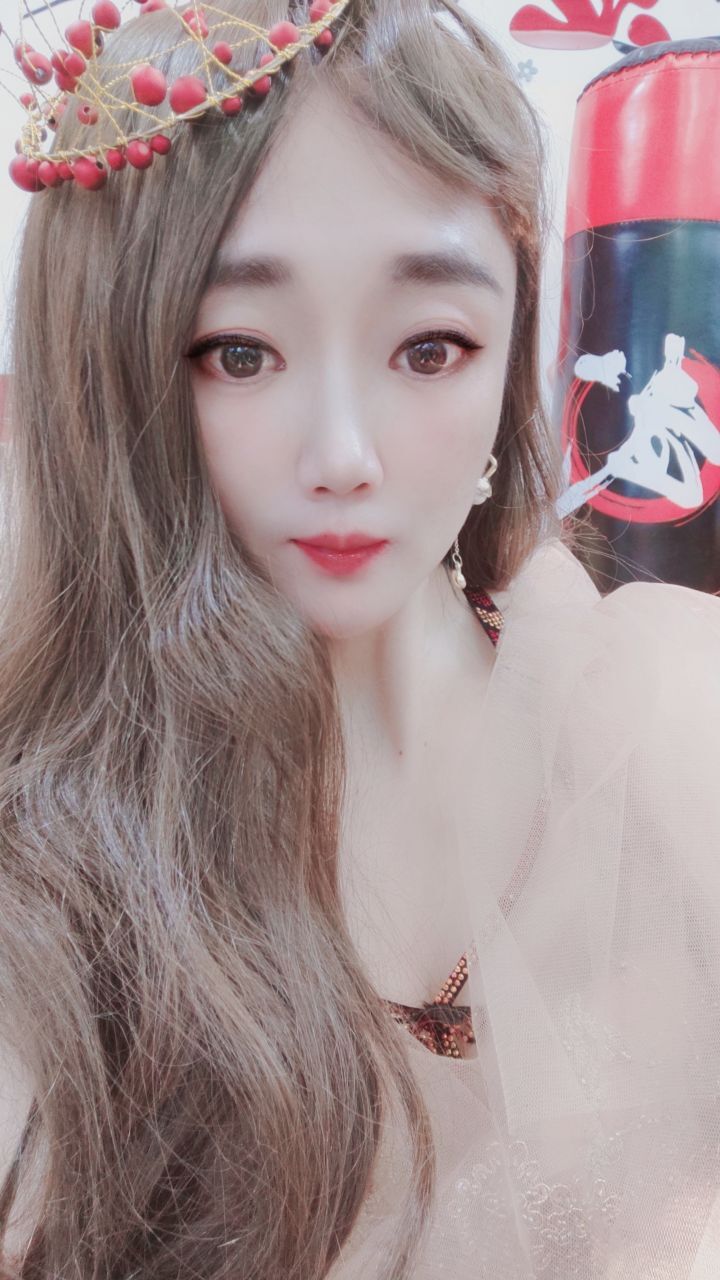 丑小鸭💞愿有一束光的图片