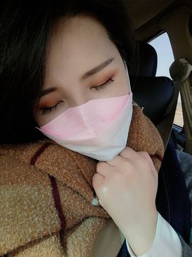 茶茶幸运星主播照片