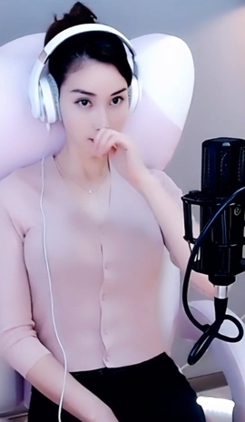 水母好美主播照片