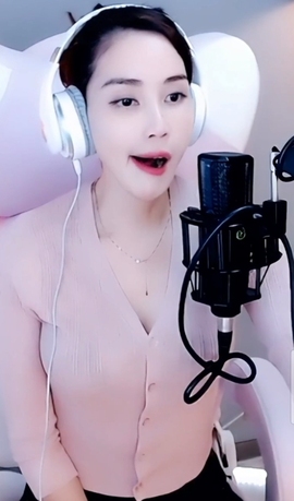 水母好美主播照片