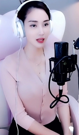 水母好美主播照片
