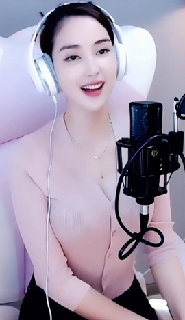 水母好美主播照片