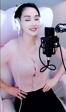 水母好美主播照片