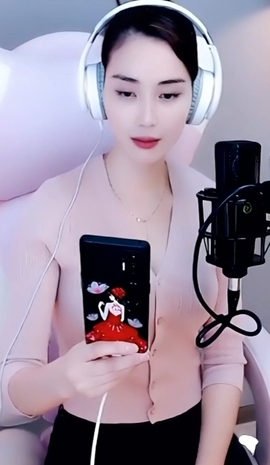 水母好美主播照片