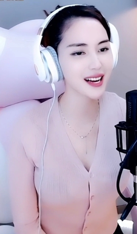 水母好美主播照片