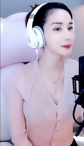水母好美主播照片