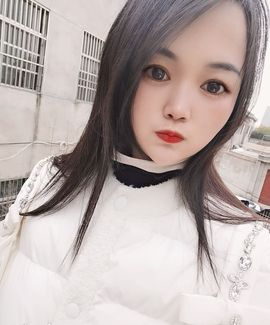 小甜贪财好色💕的图片