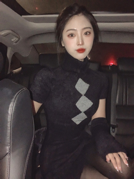 李李只李你主播照片