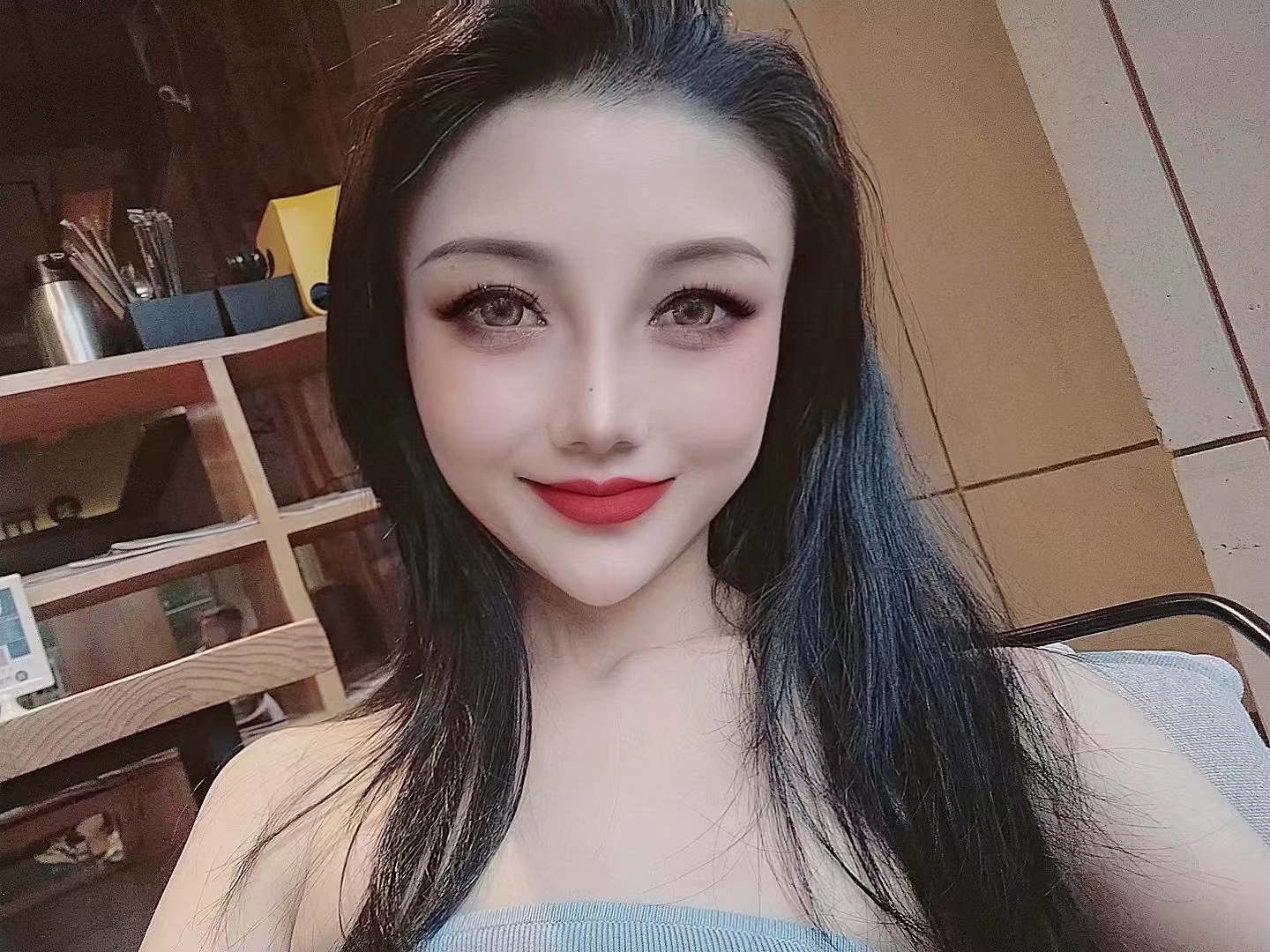 小露子ya的主播照片