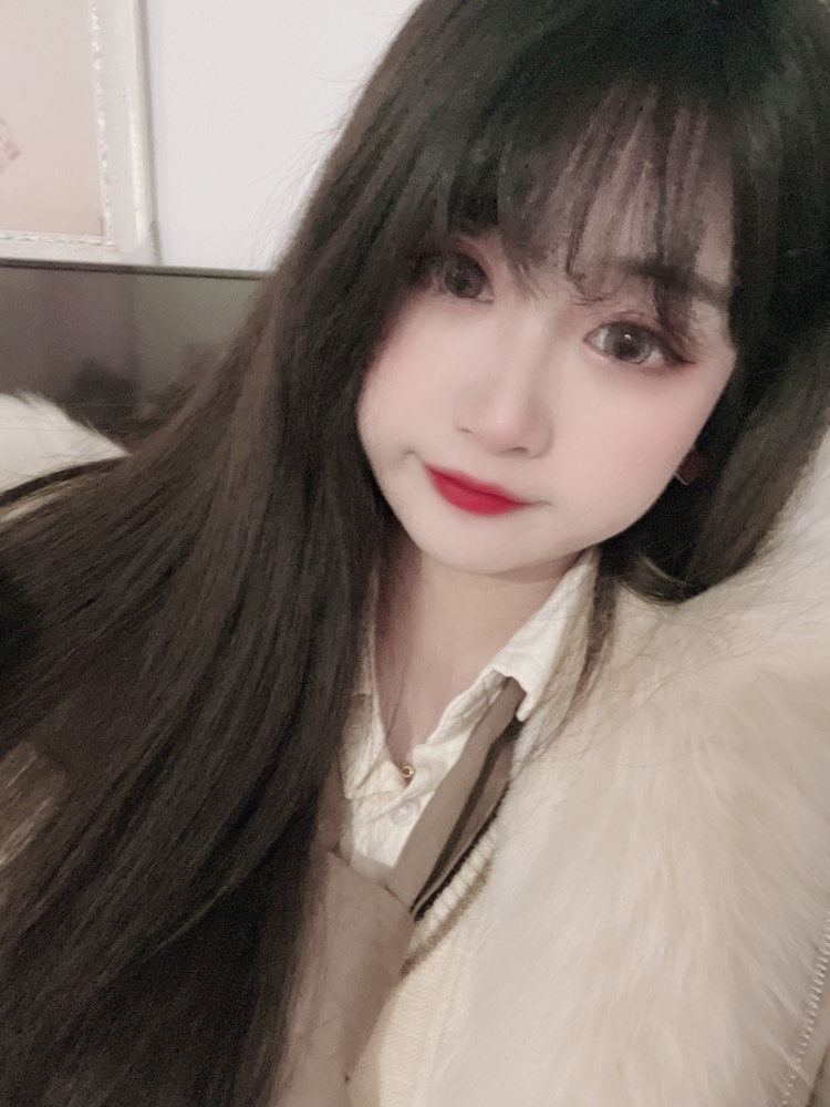 泡泡不困！主播图片
