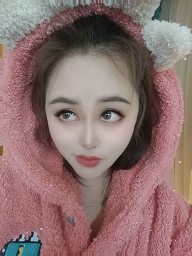 梨莎挺住啊主播照片