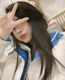 娜塔莎退主播照片