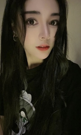 娜塔莎退主播照片