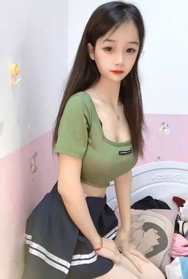 丑丑爱老姜主播照片