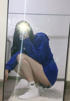 呃呃呃呃，主播照片