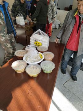 你好扎，好无耻主播照片