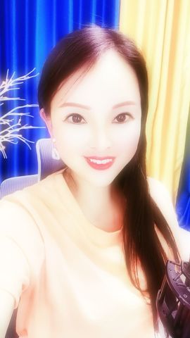 无忧用心唱歌🎤的图片