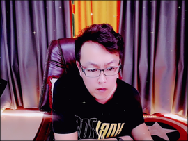 龙龙求关注的图片