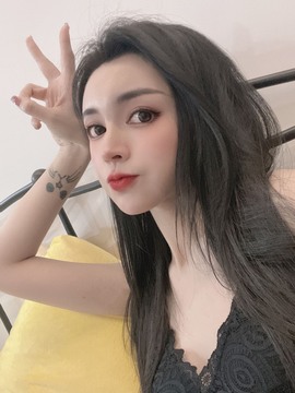 娜塔莎退主播照片