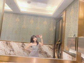 九颜（退）主播照片