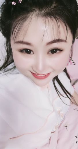 小萌宝😊😘主播照片
