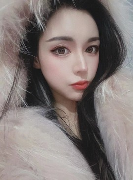 娜塔莎退主播照片