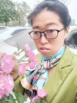果果(平安好运)主播照片