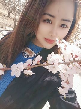 梨莎挺住啊主播照片