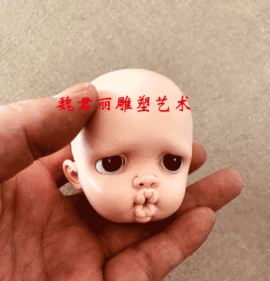 魏君丽雕像艺术主播照片