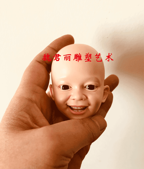 魏君丽雕像艺术的主播照片