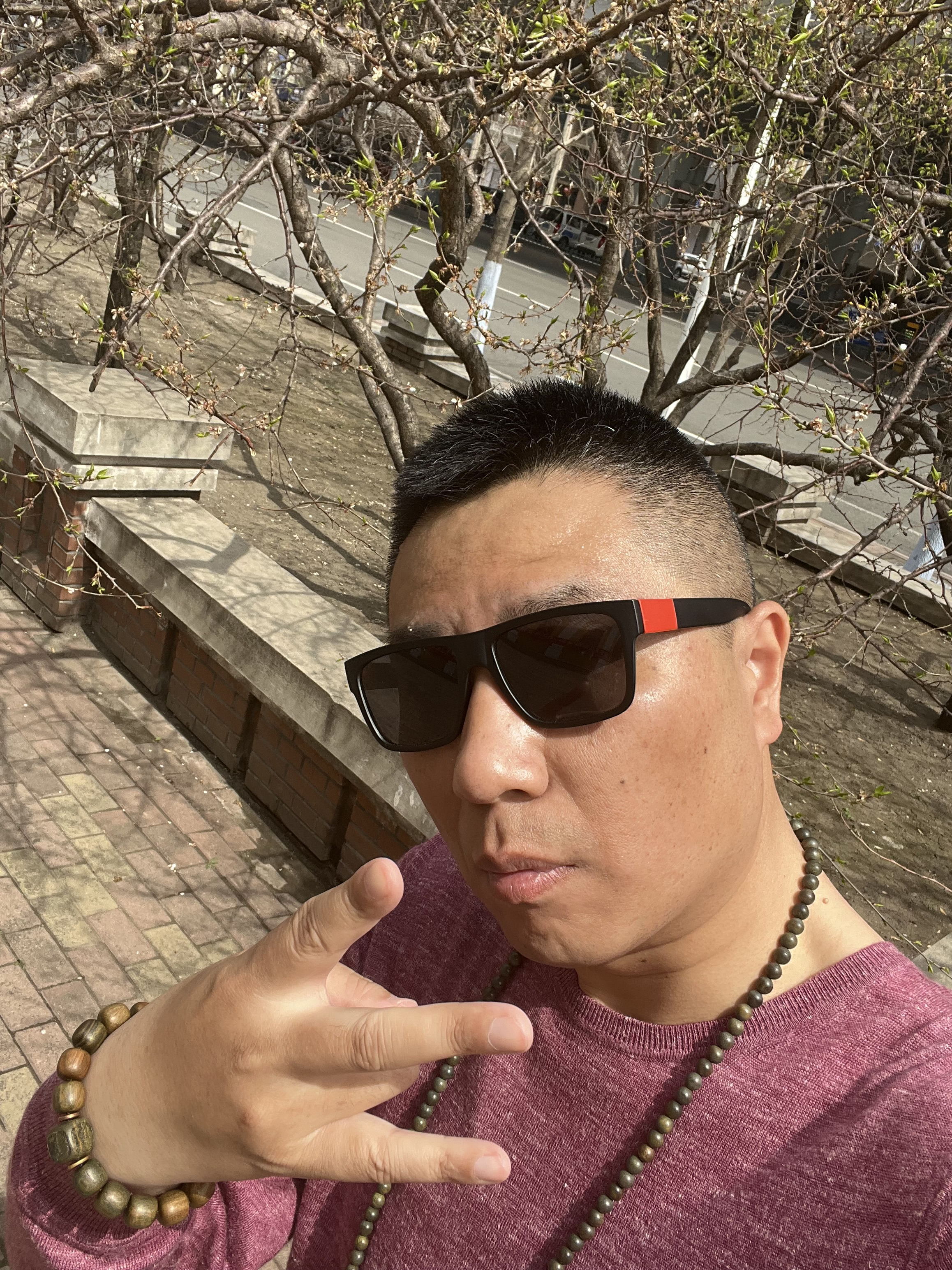 ♬茄酒人生♫主播照片