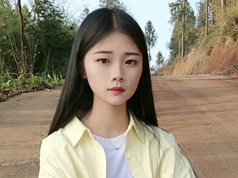 品尝茶艺小青柑的主播海报