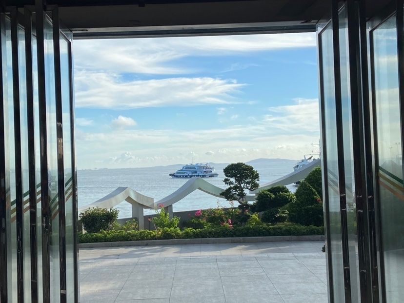骑小黄车追法拉鲲。主播图片