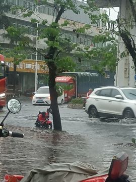 雨果汁🦊主播照片