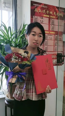 果果(平安好运)主播照片