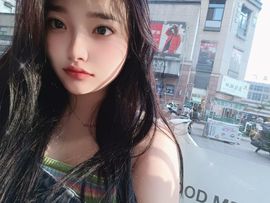 回忆中拥抱🤗主播照片