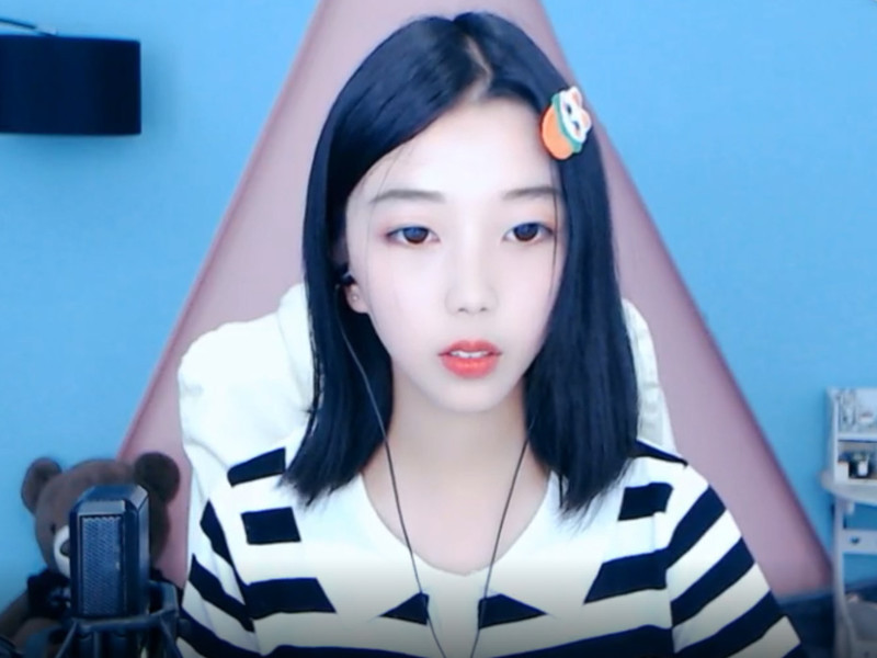 杨易🐏🐏的主播海报