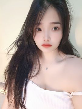 回忆中拥抱🤗主播照片