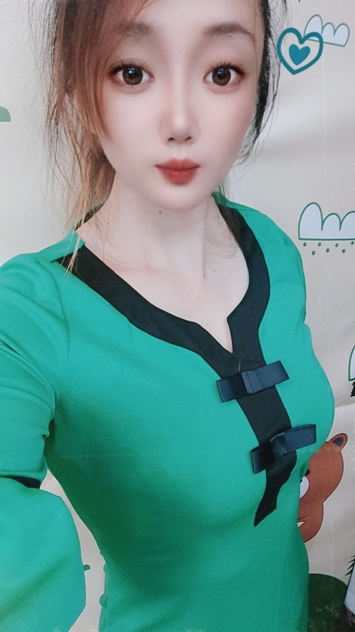丑小鸭💞愿有一束光的图片