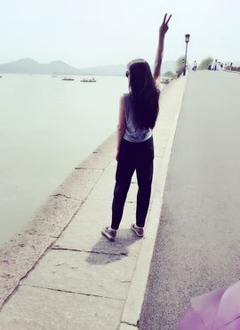 萌新宝宝cbll主播照片