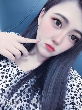 梓沐✡病休主播照片
